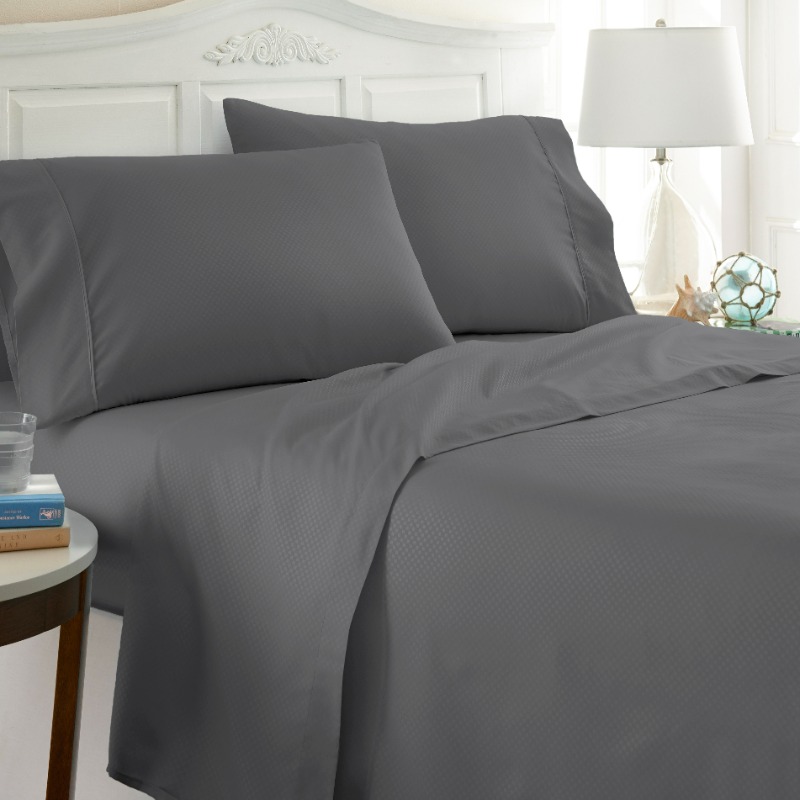 Kellmart.com - iEnjoy Home Ultra Soft 4 Piece Solid Queen Bed Sheet Set ...